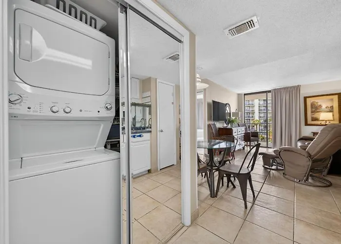 Apartment Surf & Racquet 304c By Youngs Suncoast